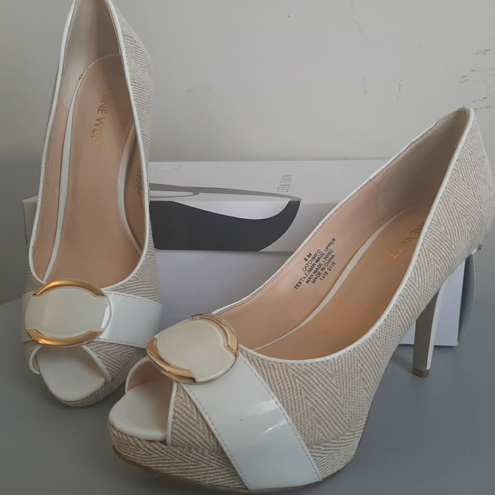 Shoes - Picture 5 of 5